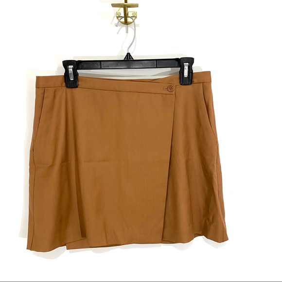 Theory Kirti Mini-Wrap Skirt - Picture 4 of 8